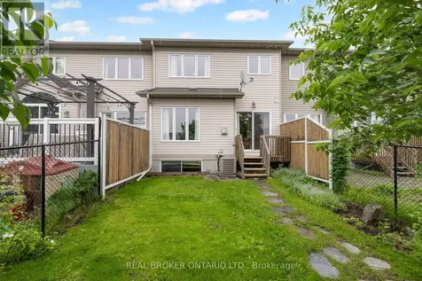 124 Silvermoon Crescent Ottawa ON K4A 0P5