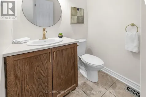 124 Silvermoon Crescent Ottawa ON K4A 0P5