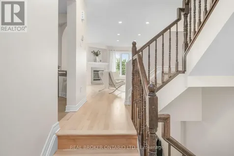 124 Silvermoon Crescent Ottawa ON K4A 0P5