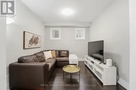 224 Ponderosa Street Ottawa ON K2S 1E7