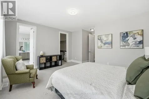 224 Ponderosa Street Ottawa ON K2S 1E7
