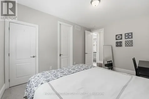 224 Ponderosa Street Ottawa ON K2S 1E7