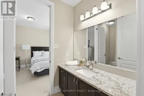224 Ponderosa Street Ottawa ON K2S 1E7