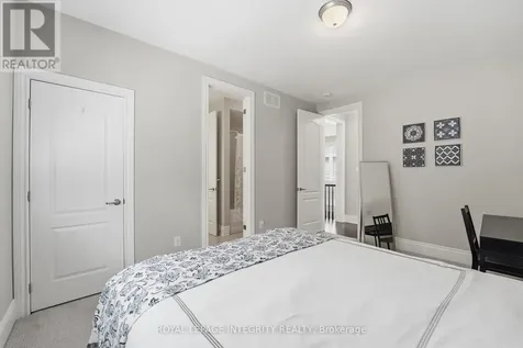 224 Ponderosa Street Ottawa ON K2S 1E7