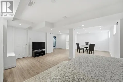 224 Ponderosa Street Ottawa ON K2S 1E7