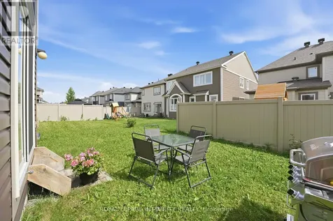 224 Ponderosa Street Ottawa ON K2S 1E7