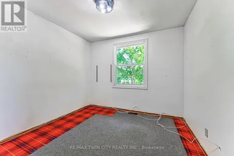 16 Dogwood Place Cambridge ON N3C 2Z4