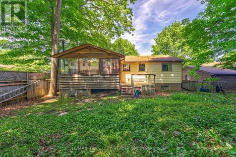 16 Dogwood Place Cambridge ON N3C 2Z4