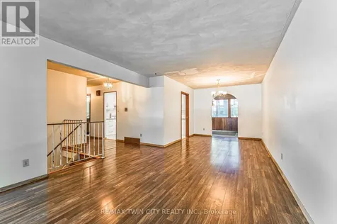 16 Dogwood Place Cambridge ON N3C 2Z4