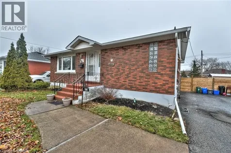 26 Stewart Avenue Thorold ON L2V 2W7