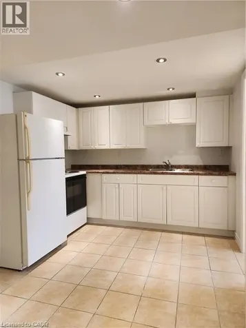 26 Stewart Avenue Thorold ON L2V 2W7