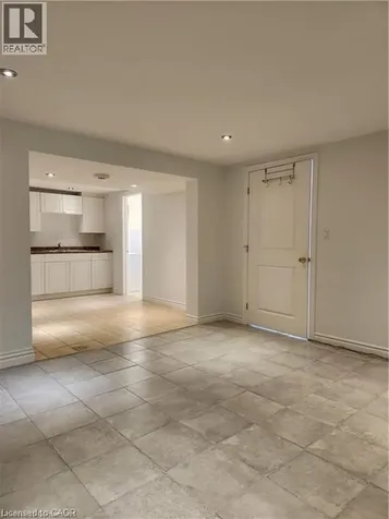 26 Stewart Avenue Thorold ON L2V 2W7