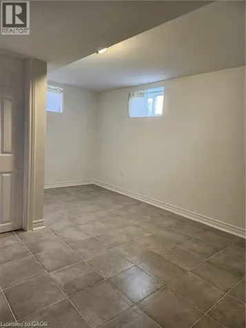 26 Stewart Avenue Thorold ON L2V 2W7