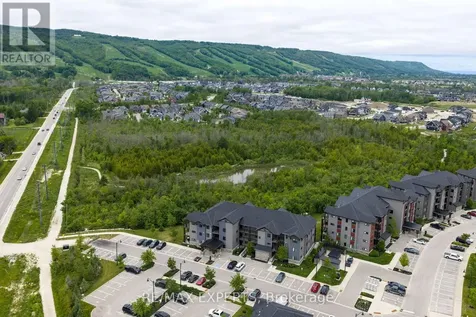 12 Beausoleil Lane Blue Mountains ON L9Y 2X5