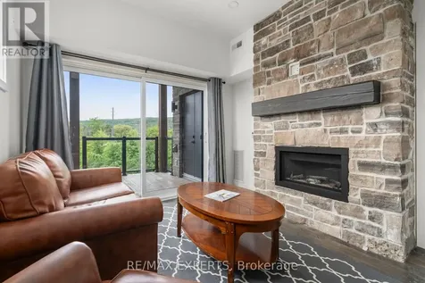 12 Beausoleil Lane Blue Mountains ON L9Y 2X5