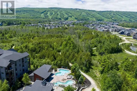 12 Beausoleil Lane Blue Mountains ON L9Y 2X5