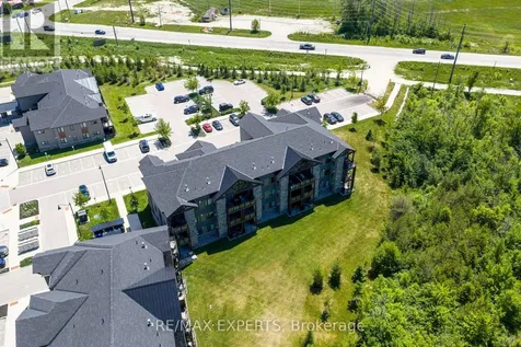 12 Beausoleil Lane Blue Mountains ON L9Y 2X5