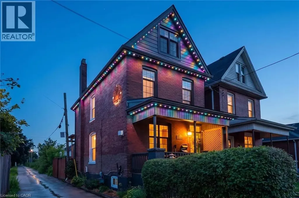 26 Campbell Avenue Hamilton ON L8L 2N1