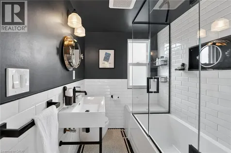 26 Campbell Avenue Hamilton ON L8L 2N1