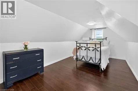 26 Campbell Avenue Hamilton ON L8L 2N1