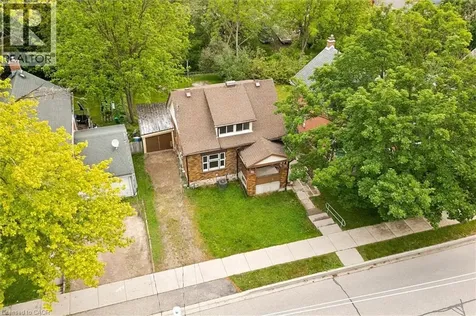 6 Riverside Drive West Elmira ON N3B 1R1
