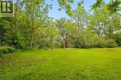 6 Riverside Drive West Elmira ON N3B 1R1