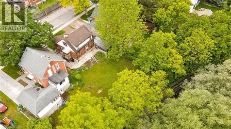 6 Riverside Drive West Elmira ON N3B 1R1