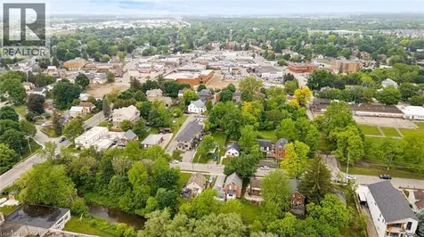 6 Riverside Drive West Elmira ON N3B 1R1