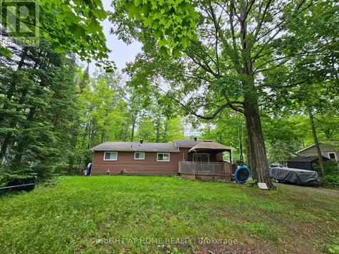 45 Heda Drive Tiny ON L9M 0B3