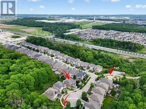 10 Forest Grove Court Aurora ON L4G 3G4