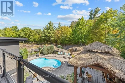 332 Carp Highlands Court Ottawa ON K0A 1L0