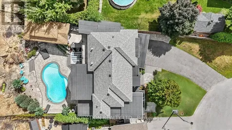 332 Carp Highlands Court Ottawa ON K0A 1L0