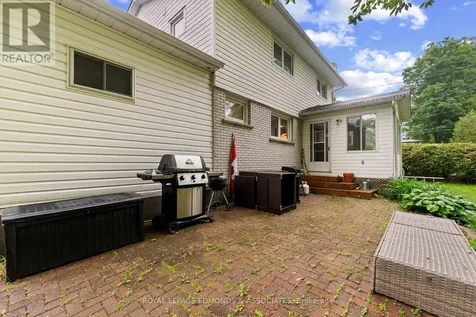 607 Elizabeth Street Pembroke ON K8A 1X3