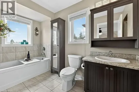 557 Baldwin Crescent Woodstock ON N4T 0G4