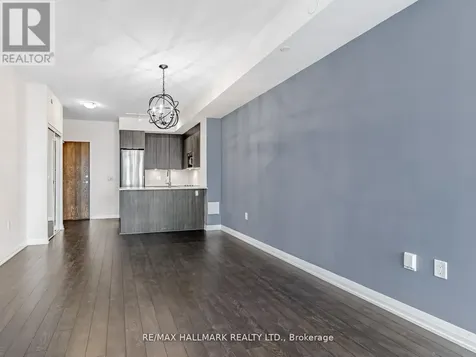 99 Eagle Rock Way Vaughan ON L6A 5A7