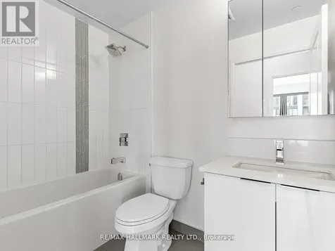 99 Eagle Rock Way Vaughan ON L6A 5A7