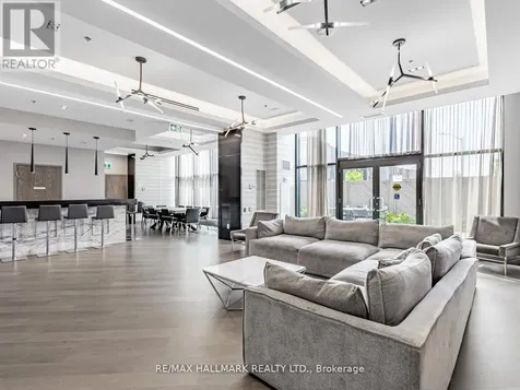 99 Eagle Rock Way Vaughan ON L6A 5A7