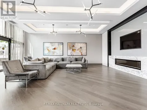 99 Eagle Rock Way Vaughan ON L6A 5A7