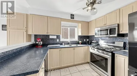6 Terrastone Court Caledon (bolton West) ON L7E 2H1