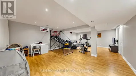 6 Terrastone Court Caledon (bolton West) ON L7E 2H1