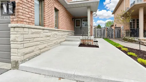 6 Terrastone Court Caledon (bolton West) ON L7E 2H1