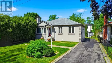 253 Maurice Drive Oakville (co Central) ON L6K 2X2