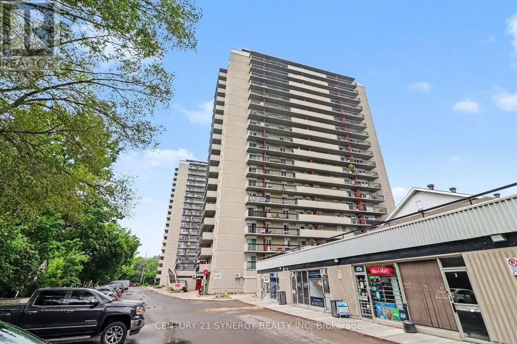 158B Mcarthur Avenue Ottawa ON K1L 8C9