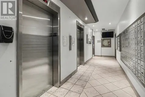 158B Mcarthur Avenue Ottawa ON K1L 8C9