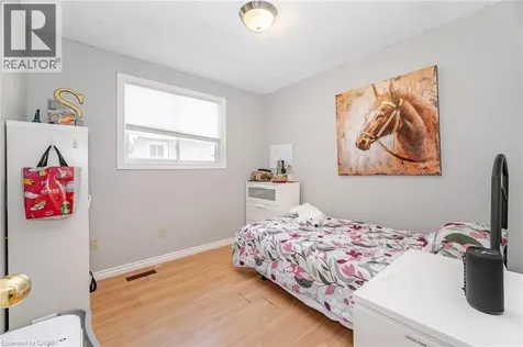 178 Athenia Drive Hamilton ON L8J 1V8