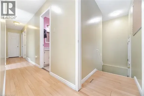 178 Athenia Drive Hamilton ON L8J 1V8