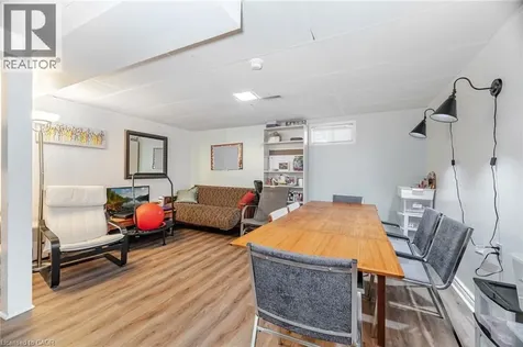 178 Athenia Drive Hamilton ON L8J 1V8