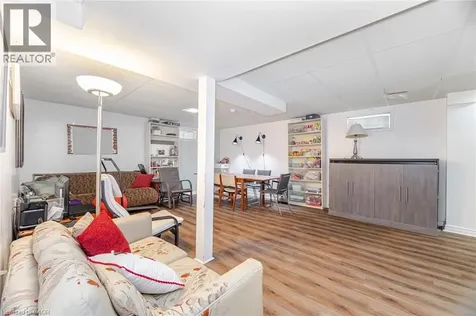 178 Athenia Drive Hamilton ON L8J 1V8