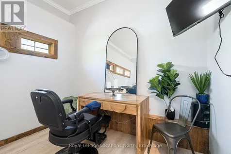 12 Patton Street Collingwood ON L9Y 0E5