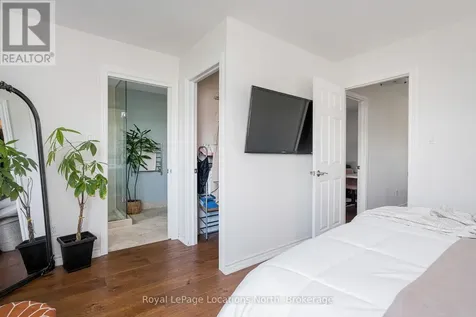 12 Patton Street Collingwood ON L9Y 0E5